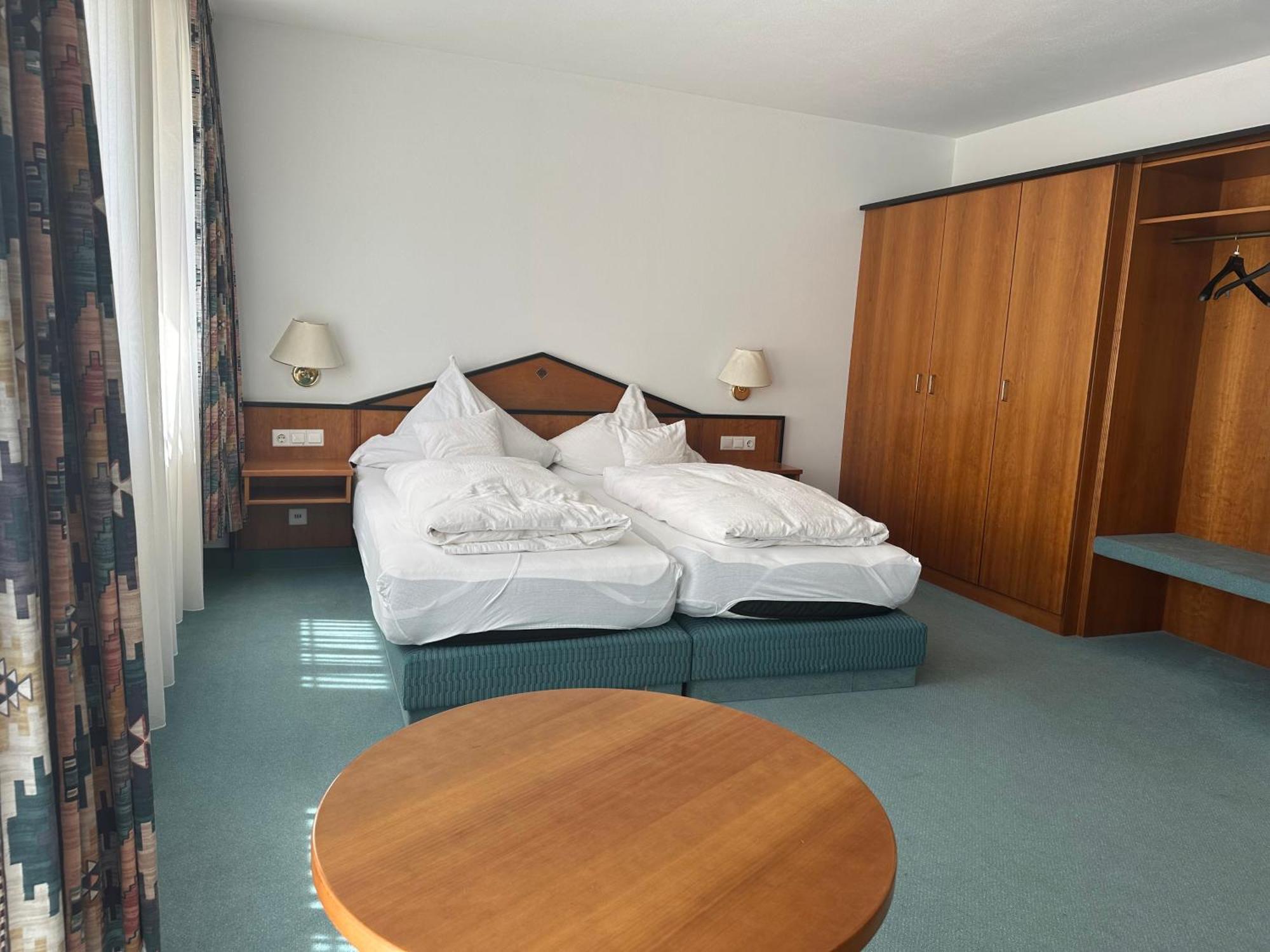 St Hotel Reichertshofen Dış mekan fotoğraf